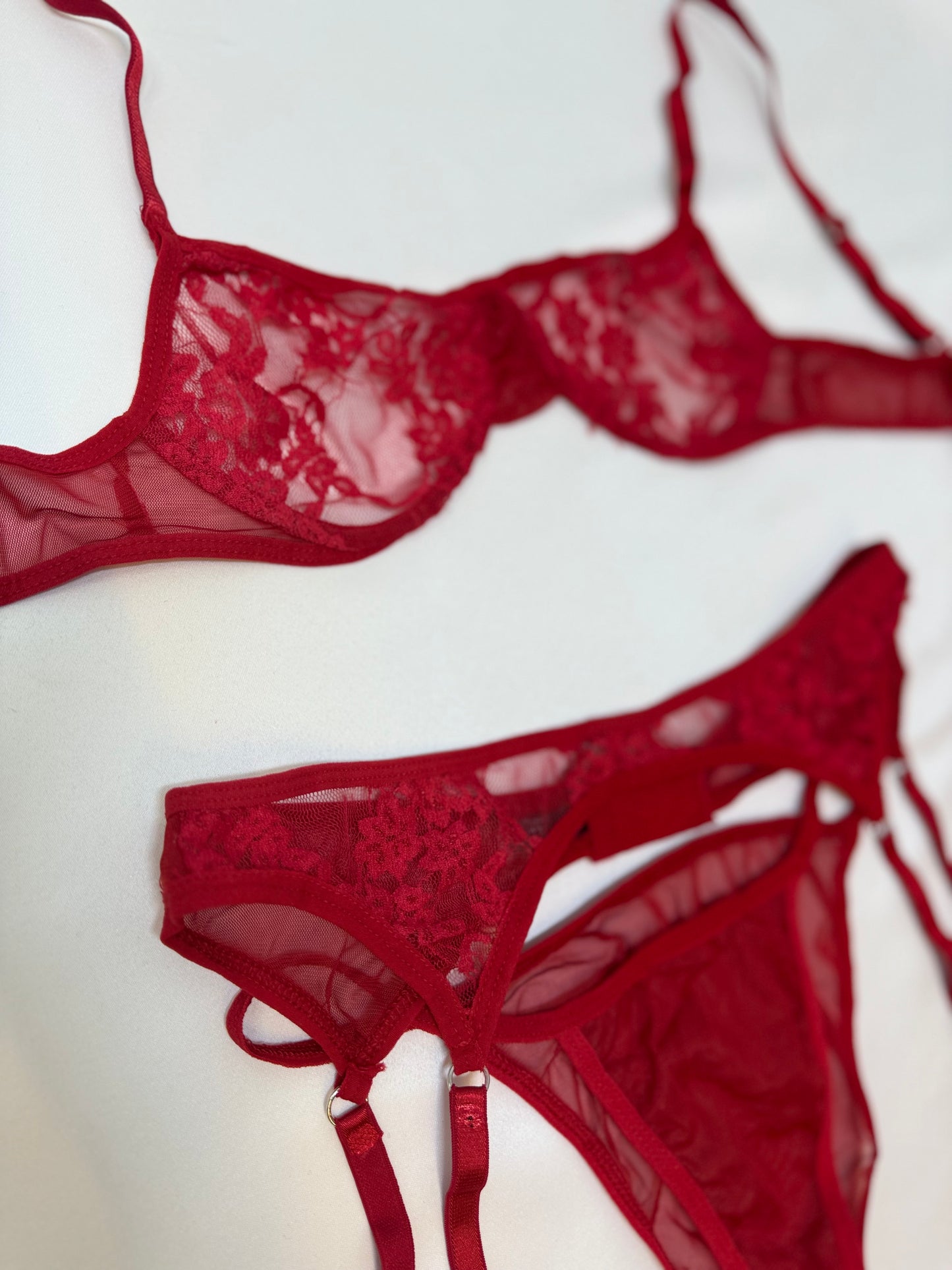 Rouge Kırmızı Çoraplı Jartiyer Set