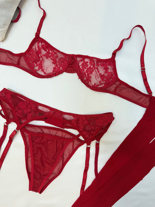 Rouge Kırmızı Çoraplı Jartiyer Set