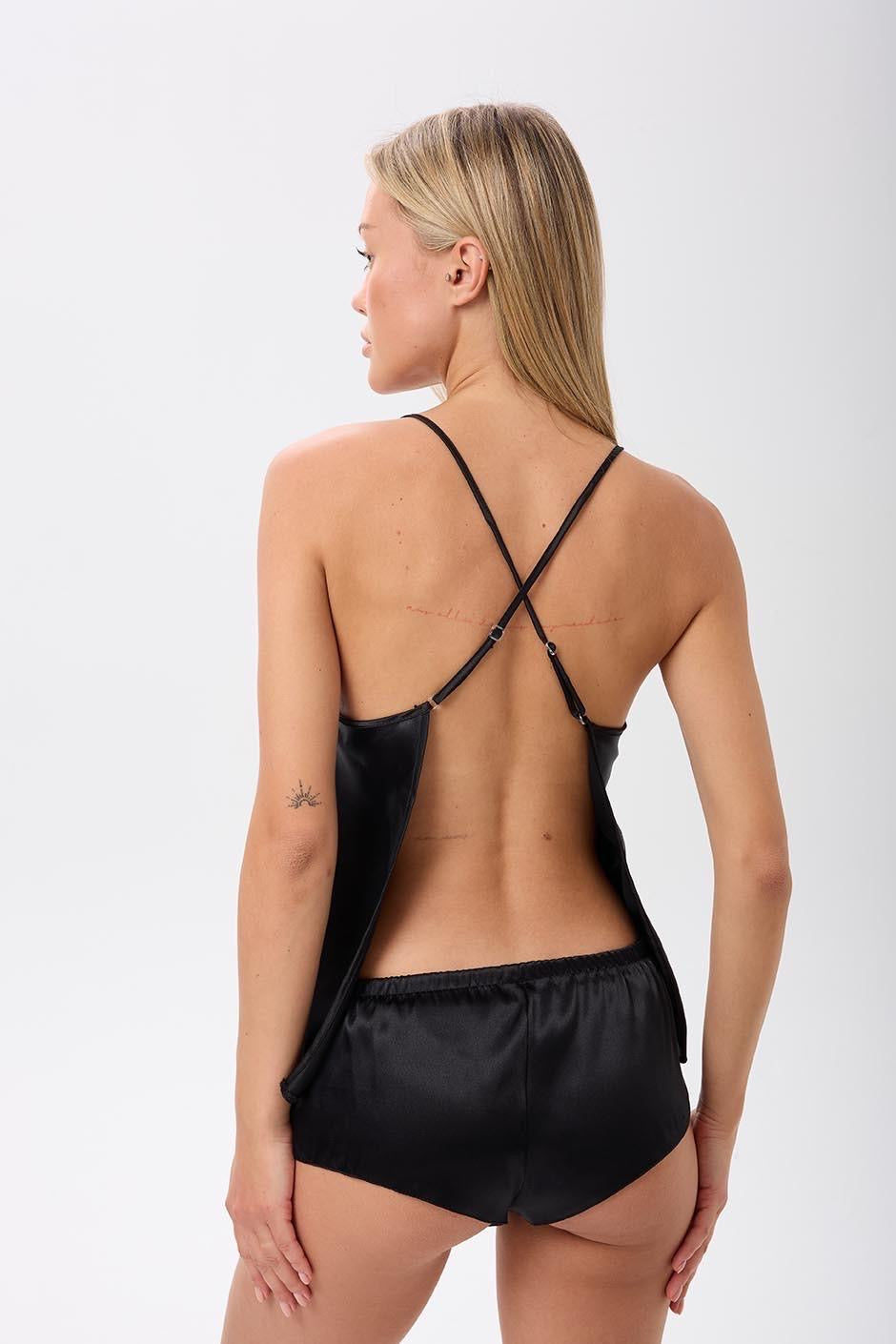 Aura Sırt Detaylı Şortlu Pijama Takımı